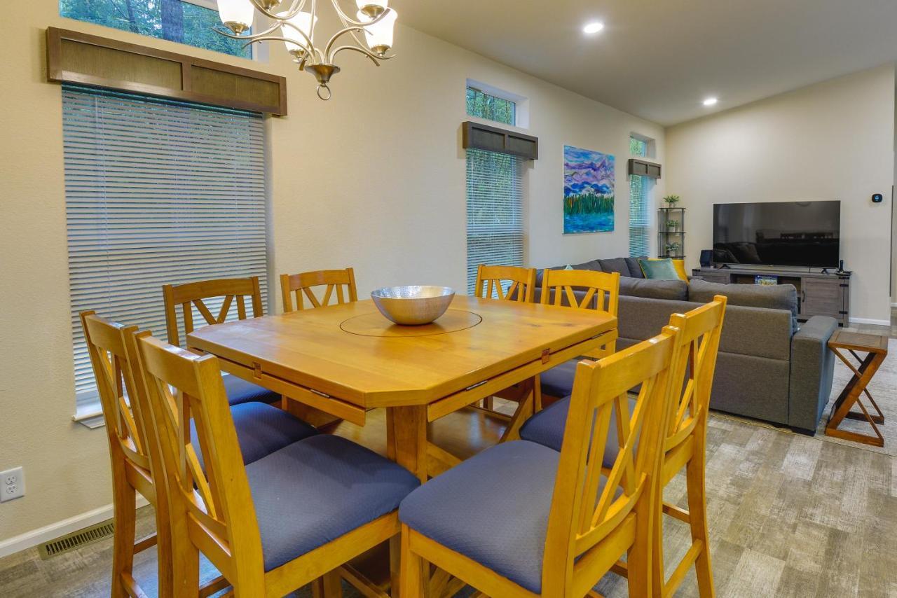 Hoodsport Vacation Rental With Private Lake Access! Exterior foto